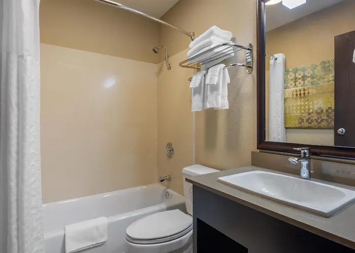 Best Western Long Beach Inn