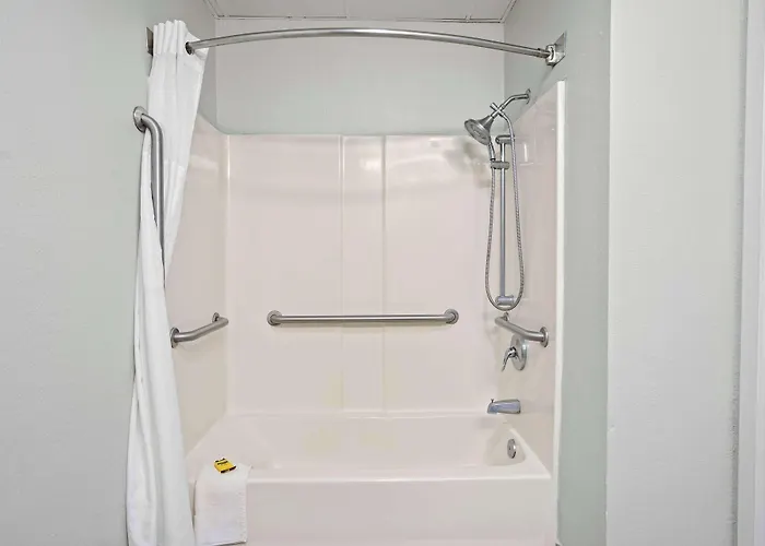 Blue Water Inn & Suites BW Signature Collection