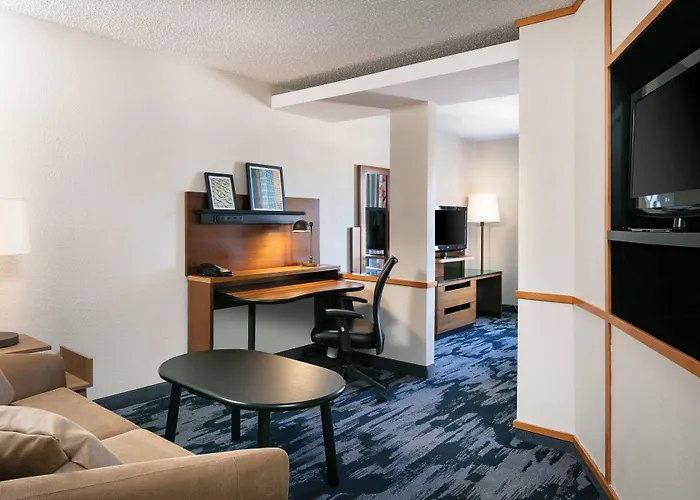 Fairfield Inn & Suites By Marriott Tulsa Central