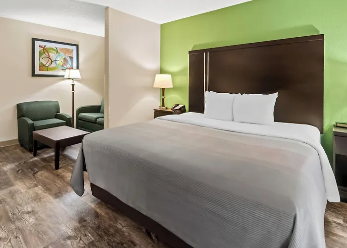 Quality Inn & Suites - Granbury