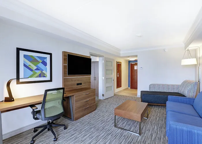 Holiday Inn Express Whitby Oshawa By Ihg
