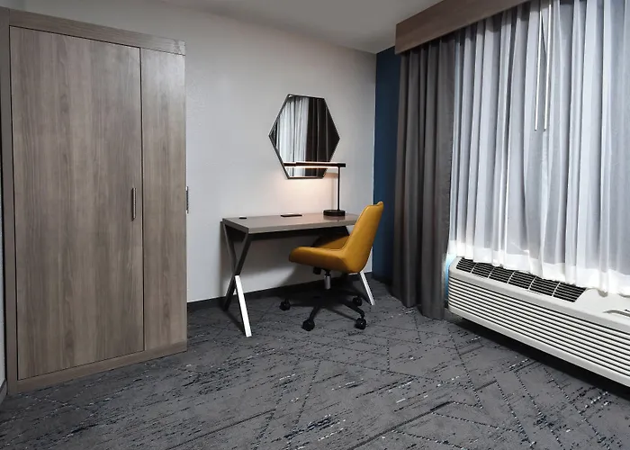 Holiday Inn Express Richmond I-64 Short Pump Area By Ihg