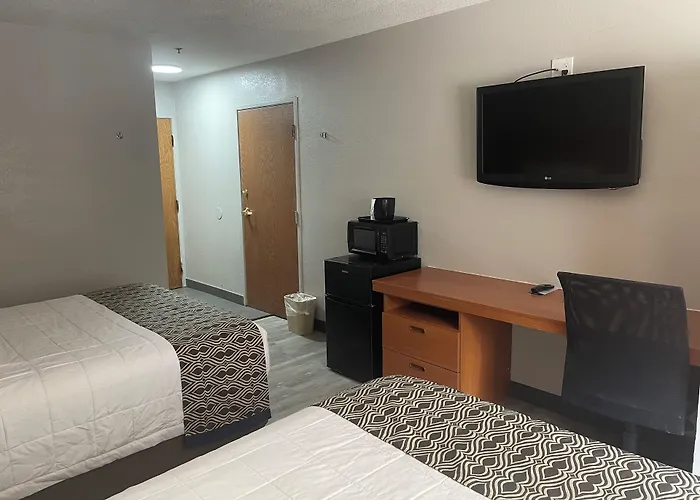 Microtel Inn & Suites Newport News
