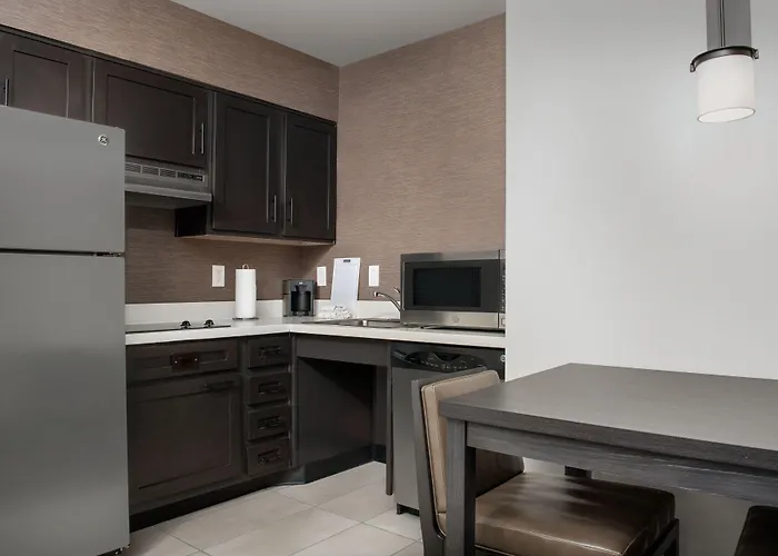 Residence Inn By Marriott Phoenix Airport