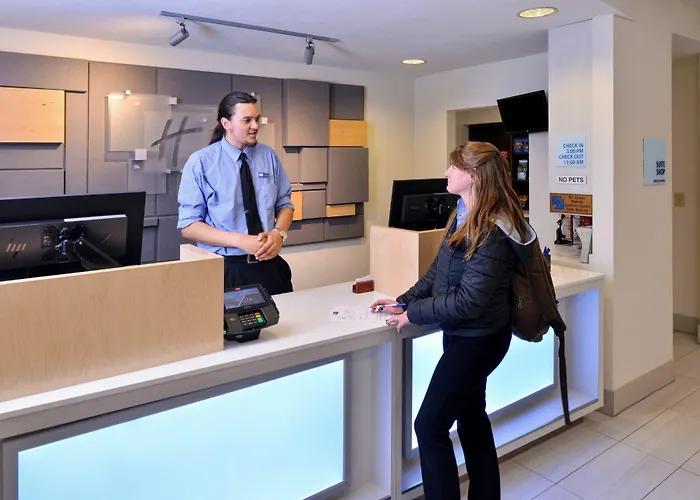 Holiday Inn Express Hotel & Suites Arcata/Eureka-Airport Area By Ihg
