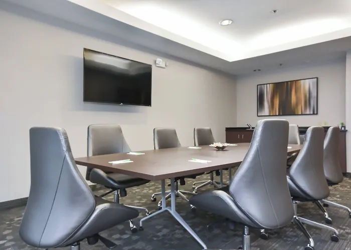 Courtyard By Marriott Charlotte Matthews