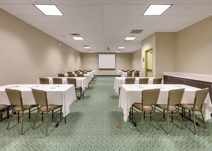 Candlewood Suites Salina By Ihg