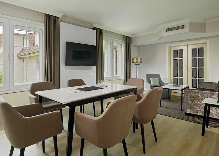 Courtyard By Marriott Hamburg Airport