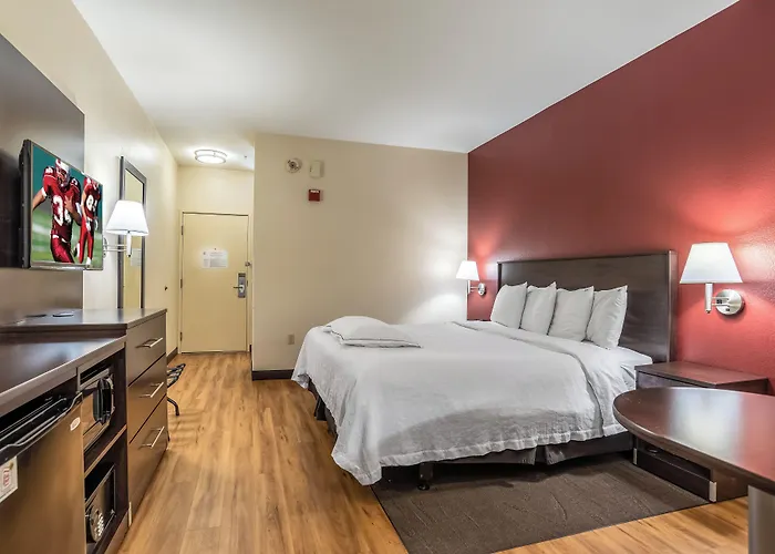 Red Roof Inn Plus Austin South - Airport