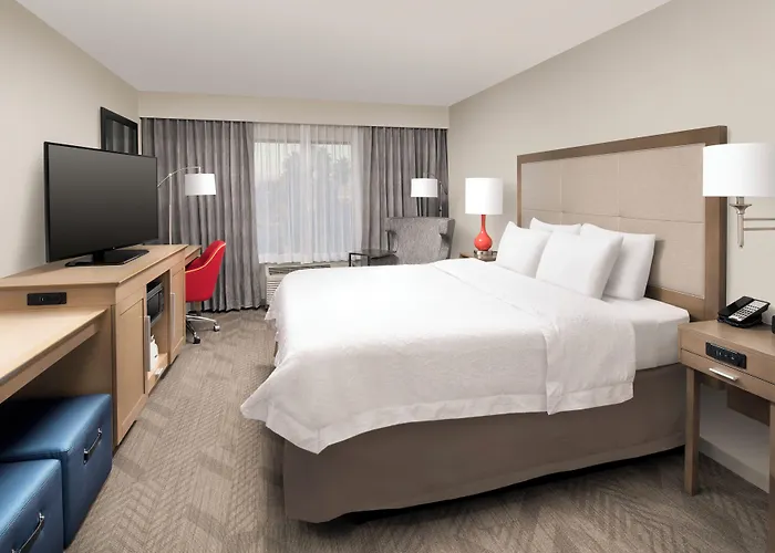 Hampton Inn & Suites Anaheim Garden Grove