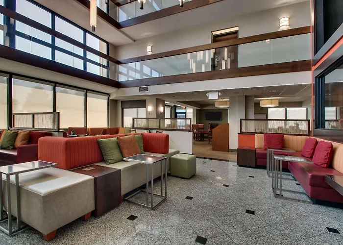 Drury Inn & Suites Evansville East
