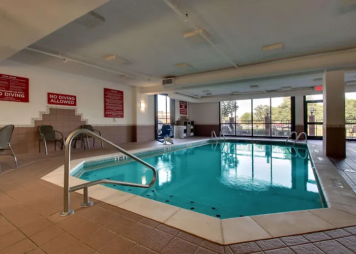 Drury Inn & Suites Evansville East