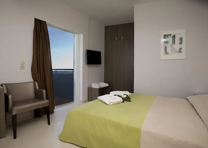 Astron Hotel