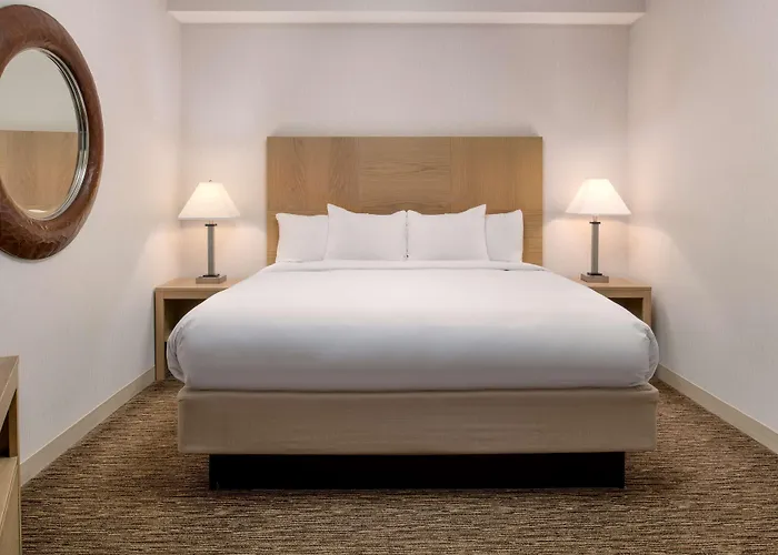 Doubletree By Hilton Olympia
