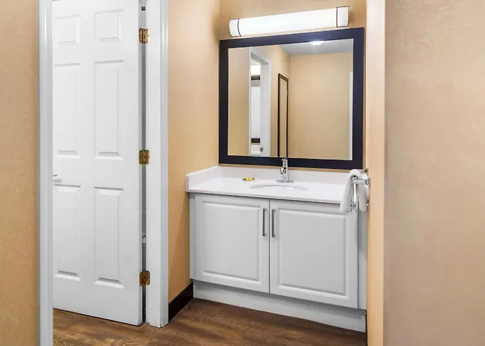 Best Western Plus Osoyoos Hotel & Suites