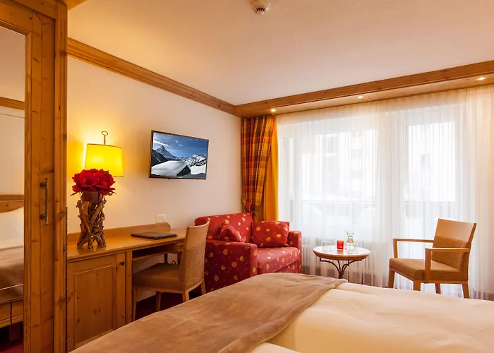 Hotel Holiday