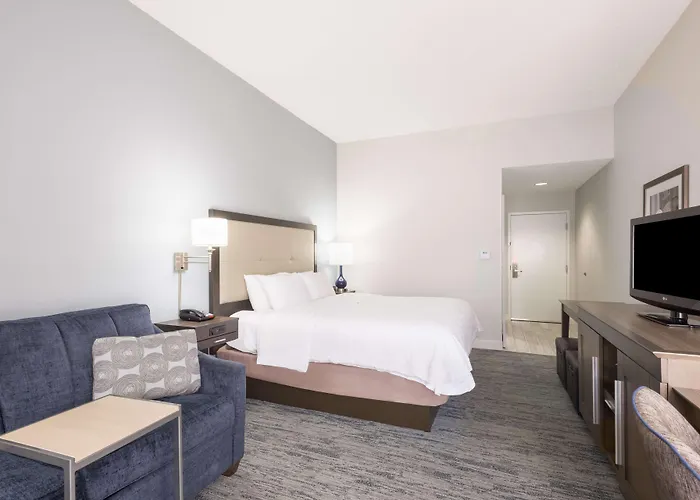 Hampton Inn Mount Airy