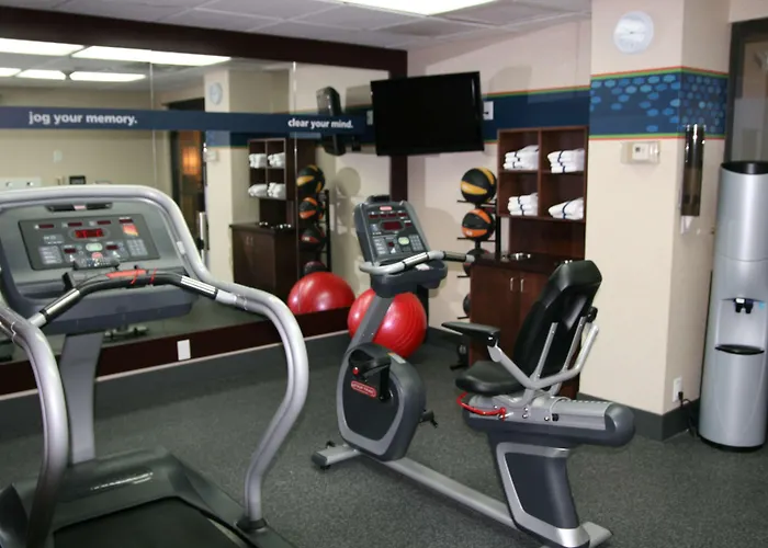 Hampton Inn - Hillsville