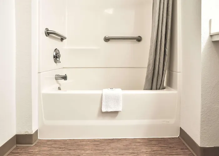 Motel 6-Saint Joseph, Mo