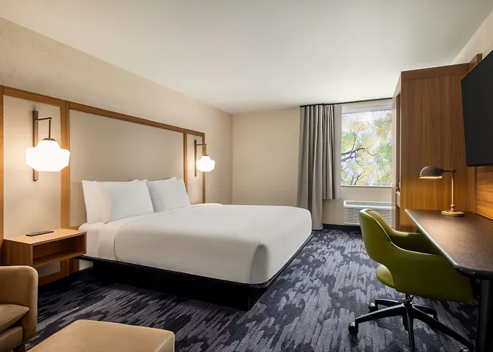 Fairfield By Marriott Inn & Suites Madison South
