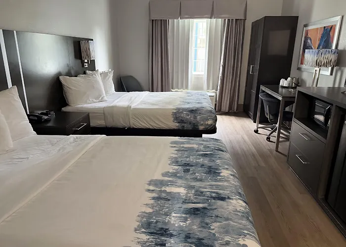 Guesthouse Inn & Suites Lexington