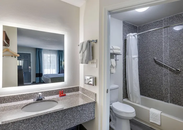 Surestay Plus Hotel By Best Western Asheboro