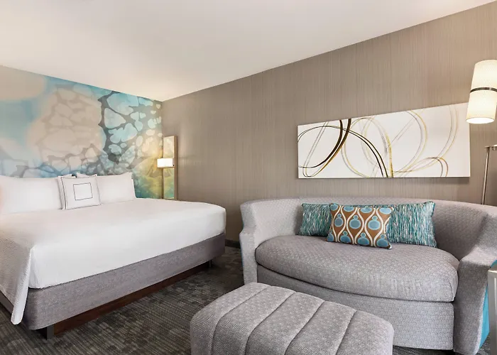 Courtyard By Marriott Roseville