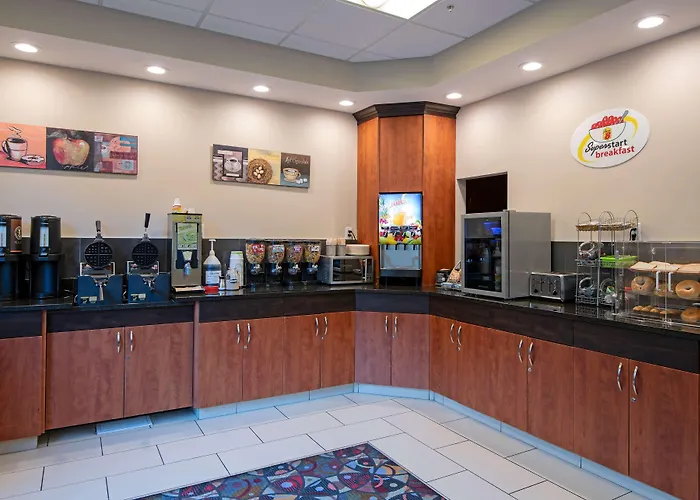 Super 8 By Wyndham Kamloops On The Hill