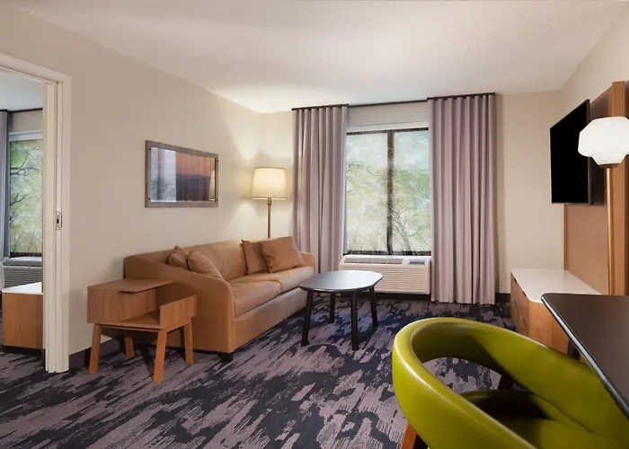 Fairfield Inn & Suites By Marriott Charleston