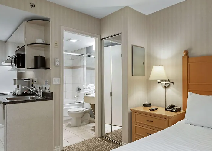 Pinnacle Hotel Whistler