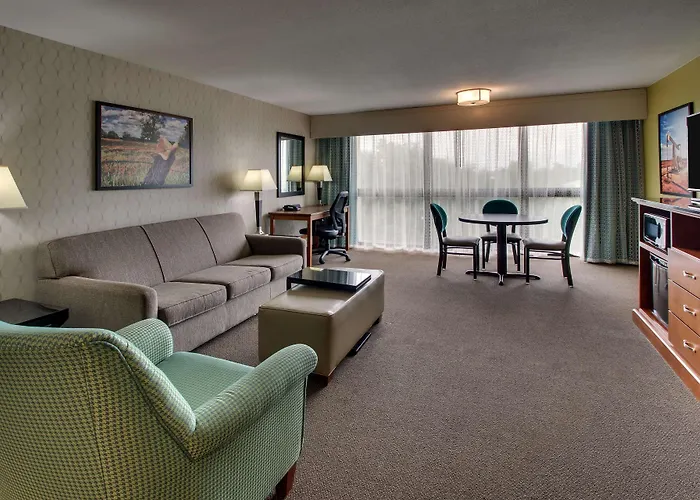 Drury Inn & Suites Houston Galleria