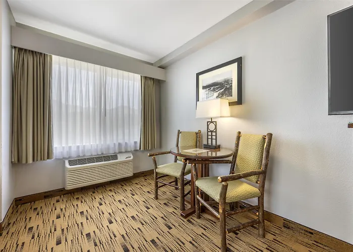 Best Western Plus Columbia River Inn