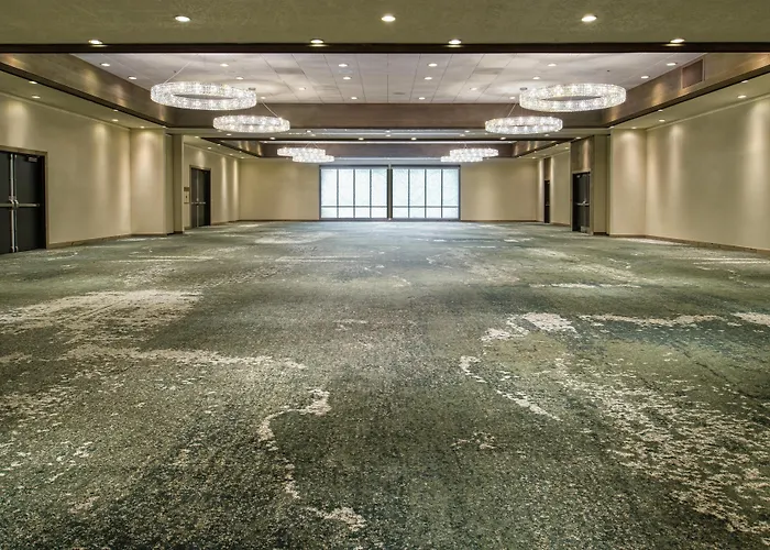 Edgewater Missoula, Tapestry Collection By Hilton