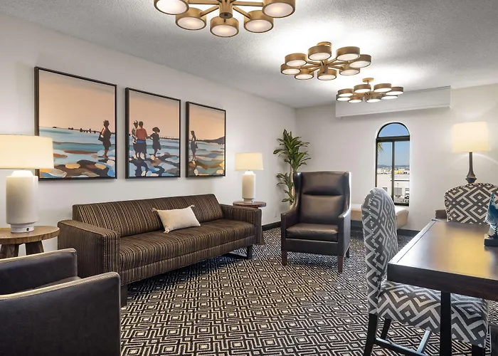 Embassy Suites By Hilton Los Angeles International Airport South