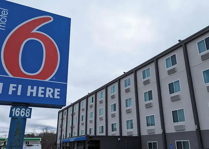 Motel 6-Framingham, Ma - Boston West
