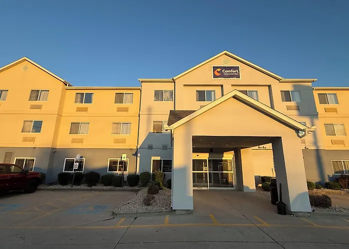 Comfort Inn & Suites Lima Northwest