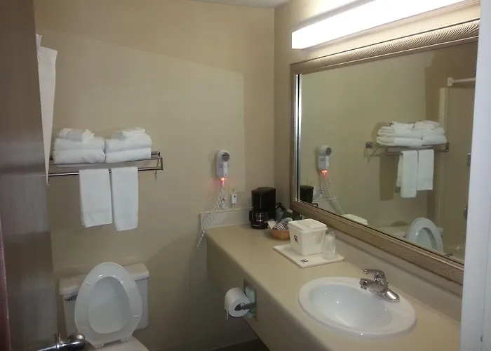 Quality Inn & Suites Mountain Home North