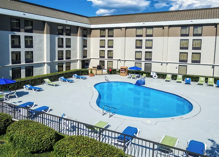 Holiday Inn Express Memphis Medical Center - Midtown By Ihg