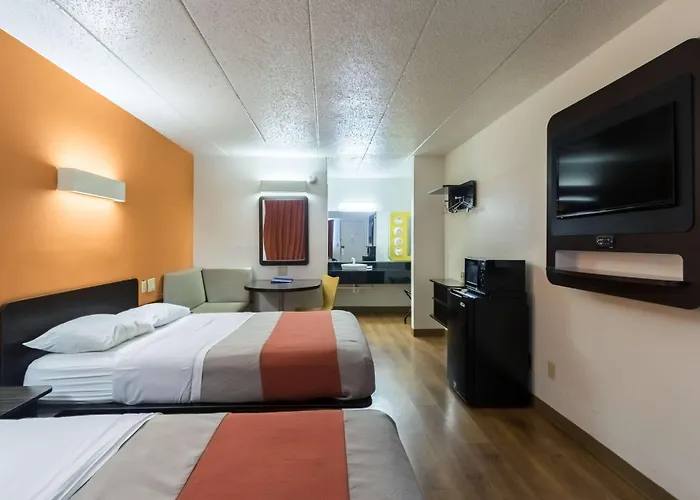 Motel 6-Crawfordsville, In