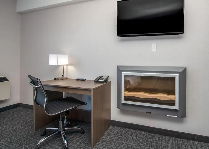 Coast Lethbridge Hotel & Conference Centre
