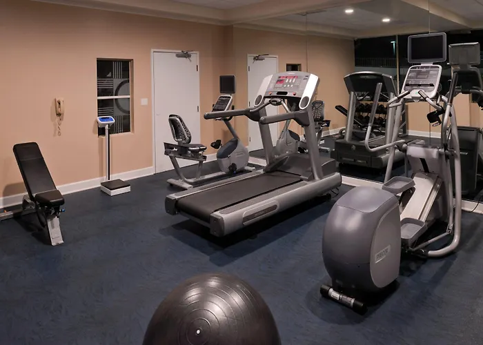 Holiday Inn Express & Suites Pasadena - Los Angeles By Ihg