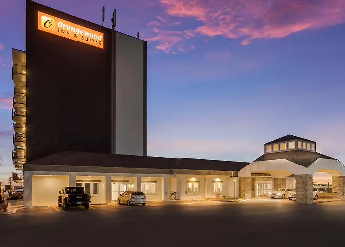 Orangewood Inn & Suites Kansas City Airport