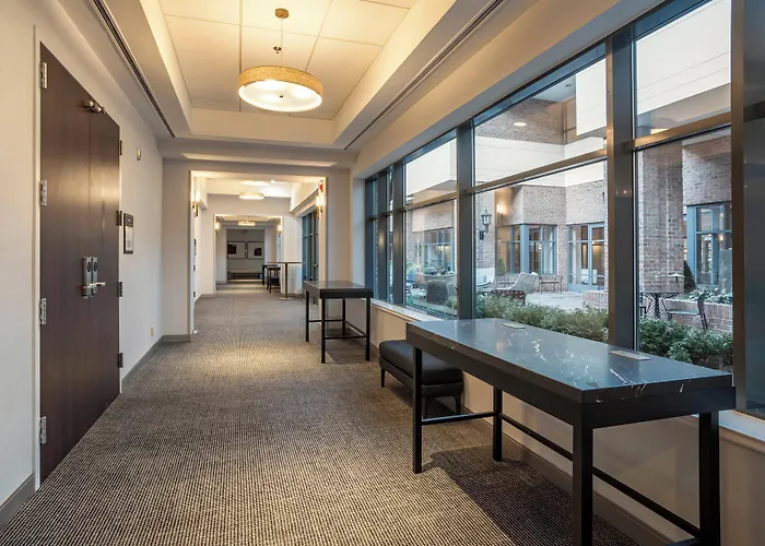 Sheraton Suites Old Town Alexandria