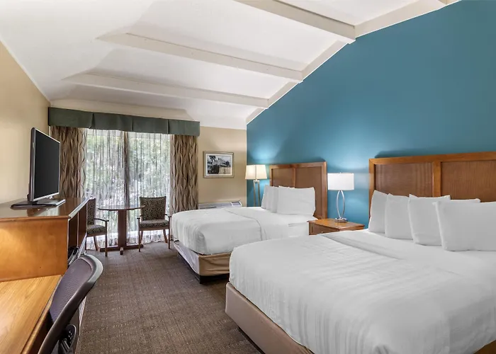 Best Western Charleston Inn