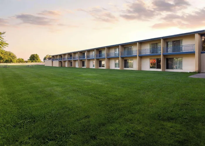 Baymont By Wyndham Bay City