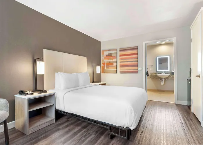 Best Western Plus Rancho Cordova Inn
