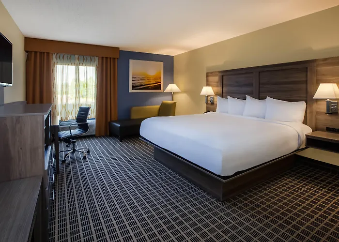 Days Inn By Wyndham Cadillac