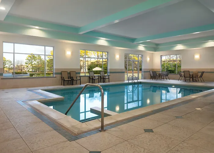 Doubletree By Hilton Norfolk Airport