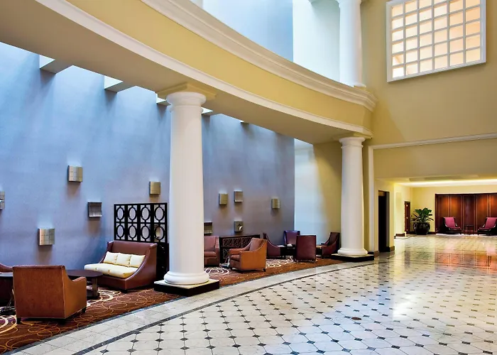Sheraton Indianapolis Hotel at Keystone Crossing