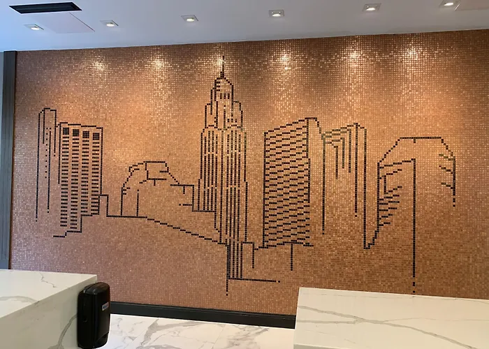 Sheraton Suites Columbus Worthington